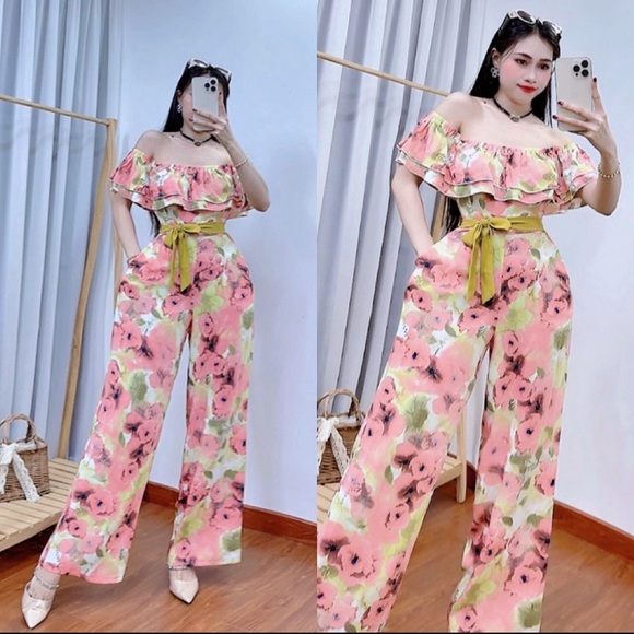 Dresses & Jumpsuits - Picture 1 of 6